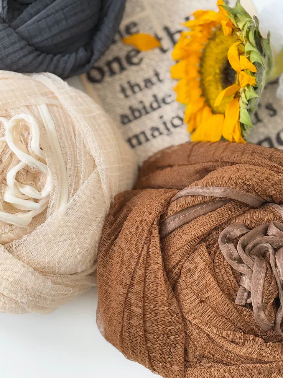 2013 - شال دور نوار پلیسه