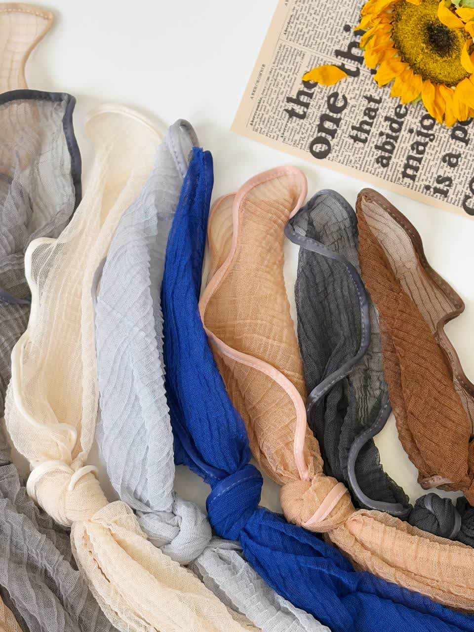 2013 - شال دور نوار پلیسه