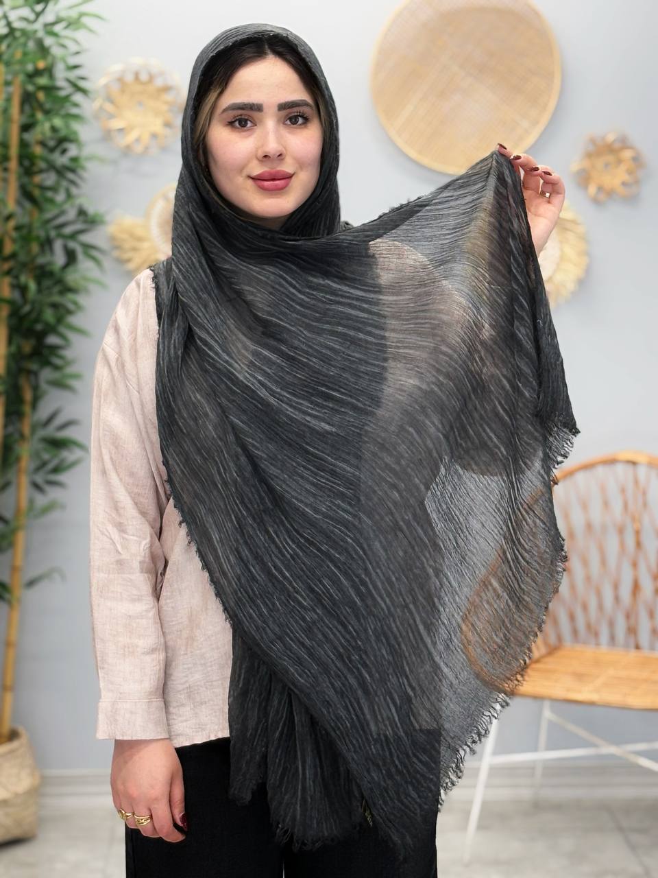 2017-شال کنف دور ریش