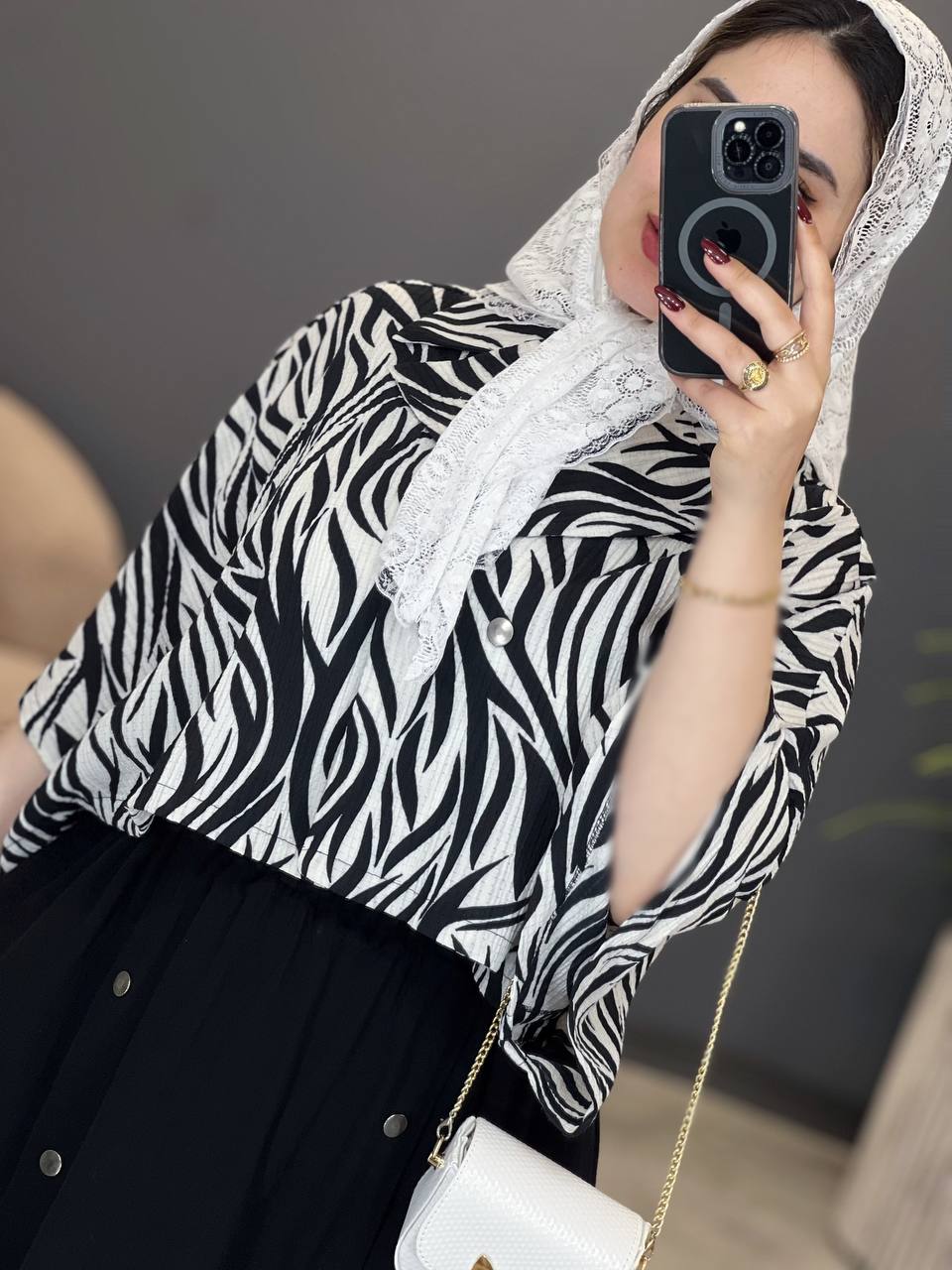 1792- کت و دامن اطلس