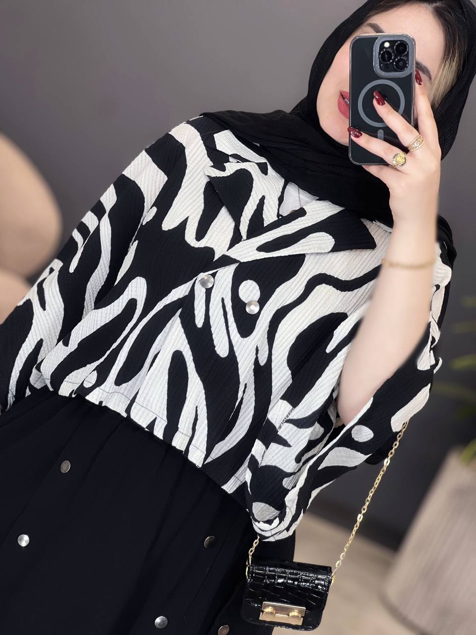 1792- کت و دامن اطلس