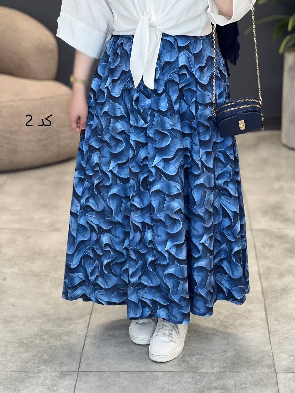 2042-دامن نگار