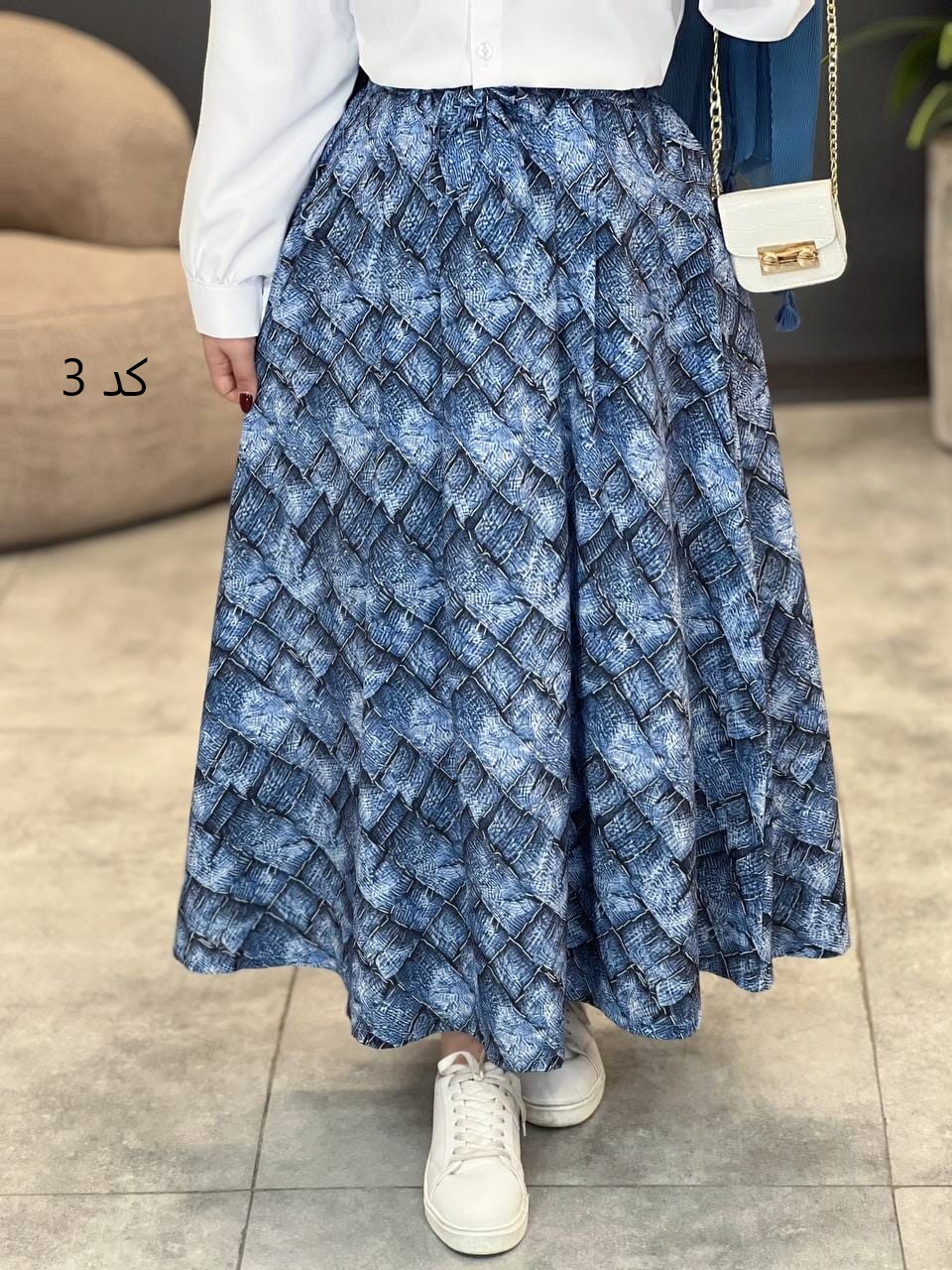 2042-دامن نگار