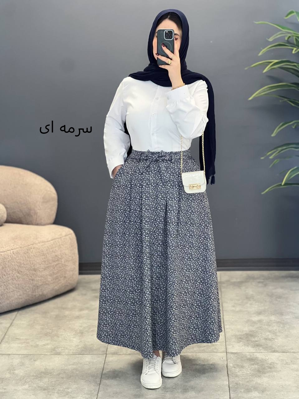 2043-دامن گلرخ