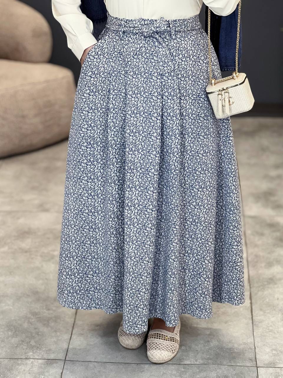 2043-دامن گلرخ