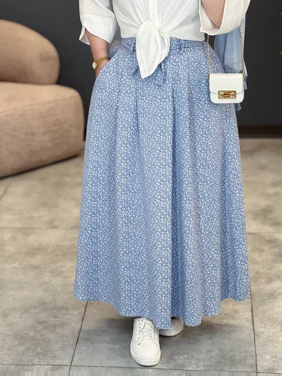 2043-دامن گلرخ