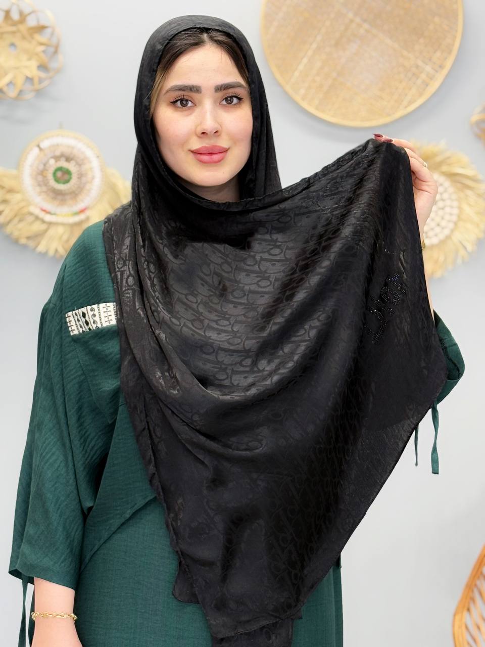 2051-شال ابریشم ژاکارد ترک