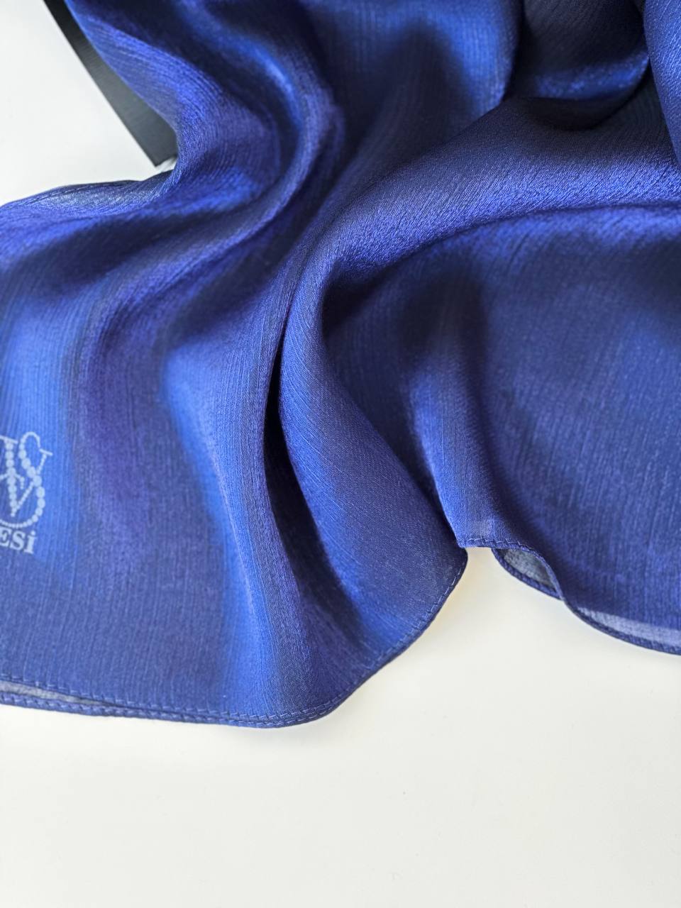 2058-شال میناز