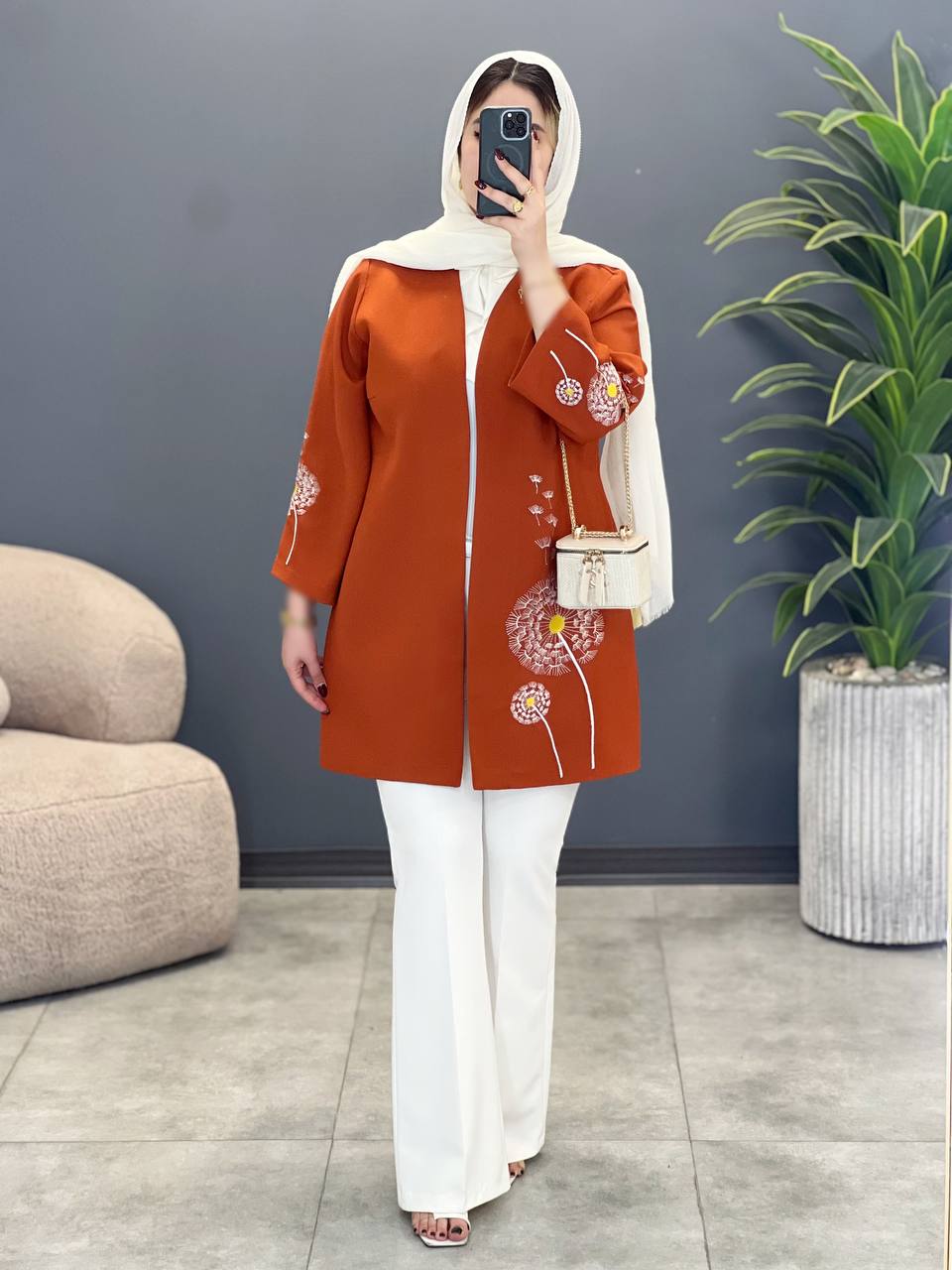 2063-مانتو گلدوزی ویدا