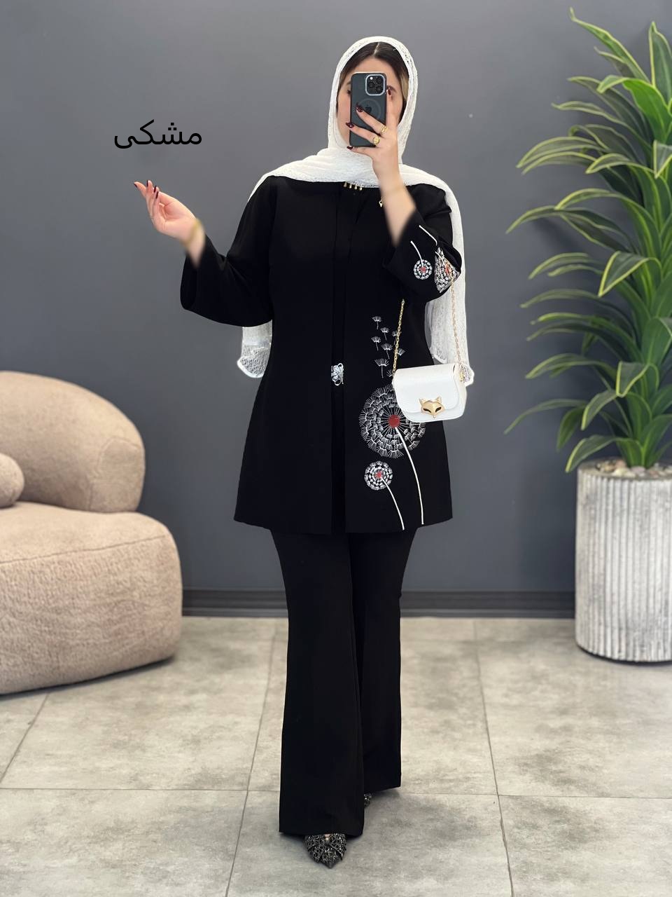 2063-مانتو گلدوزی ویدا