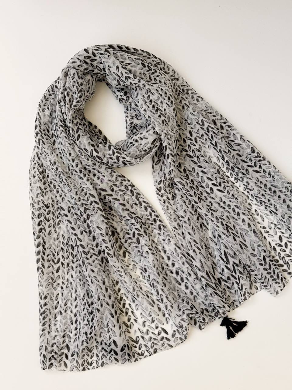 2068-شال طرحدار ژابیز