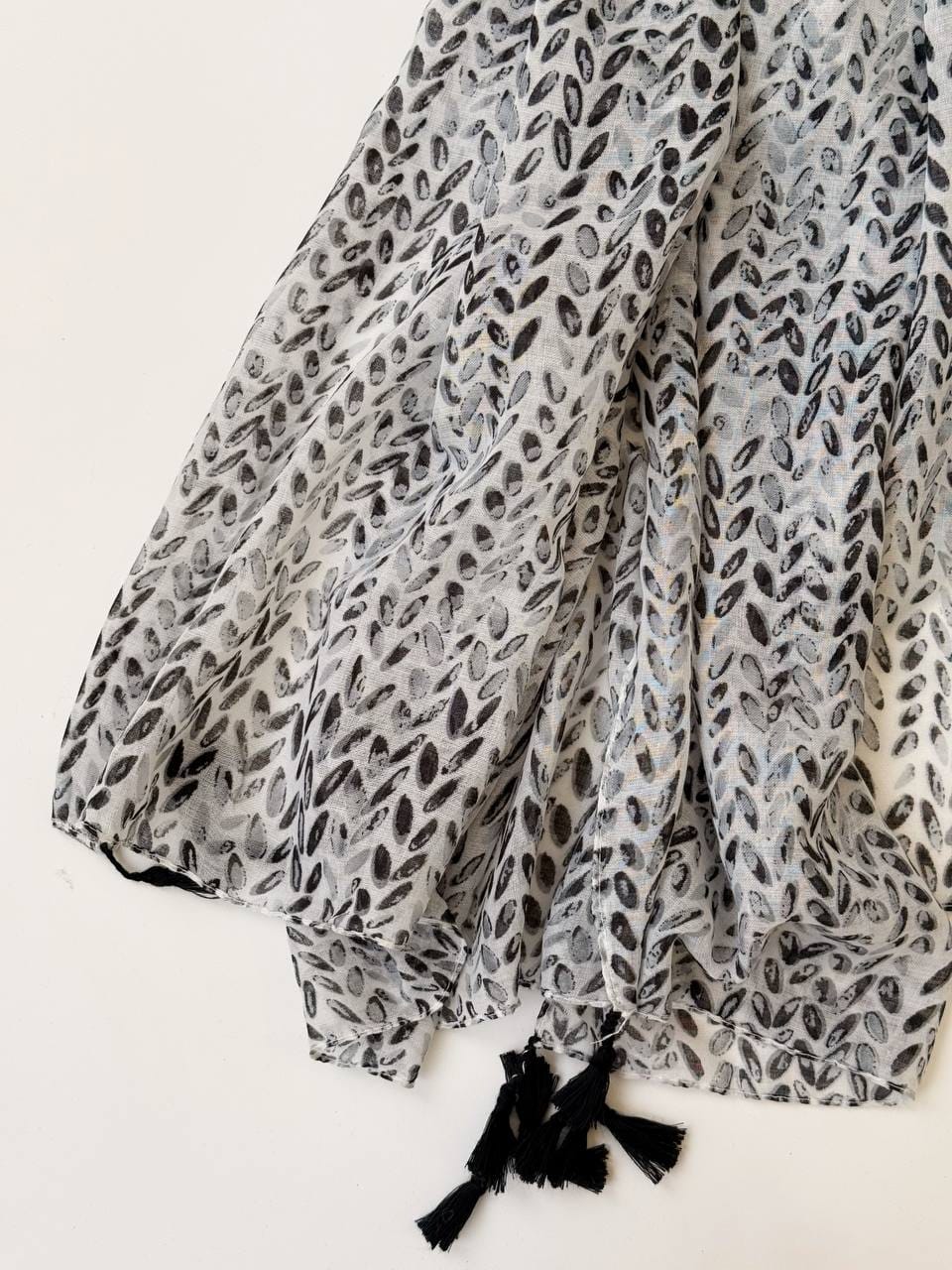 2068-شال طرحدار ژابیز