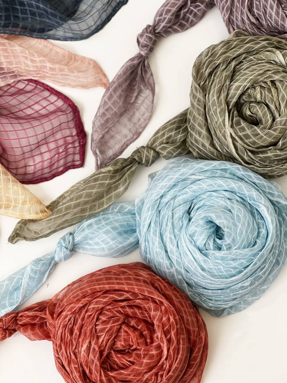 2069-شال چهارخونه نیکو