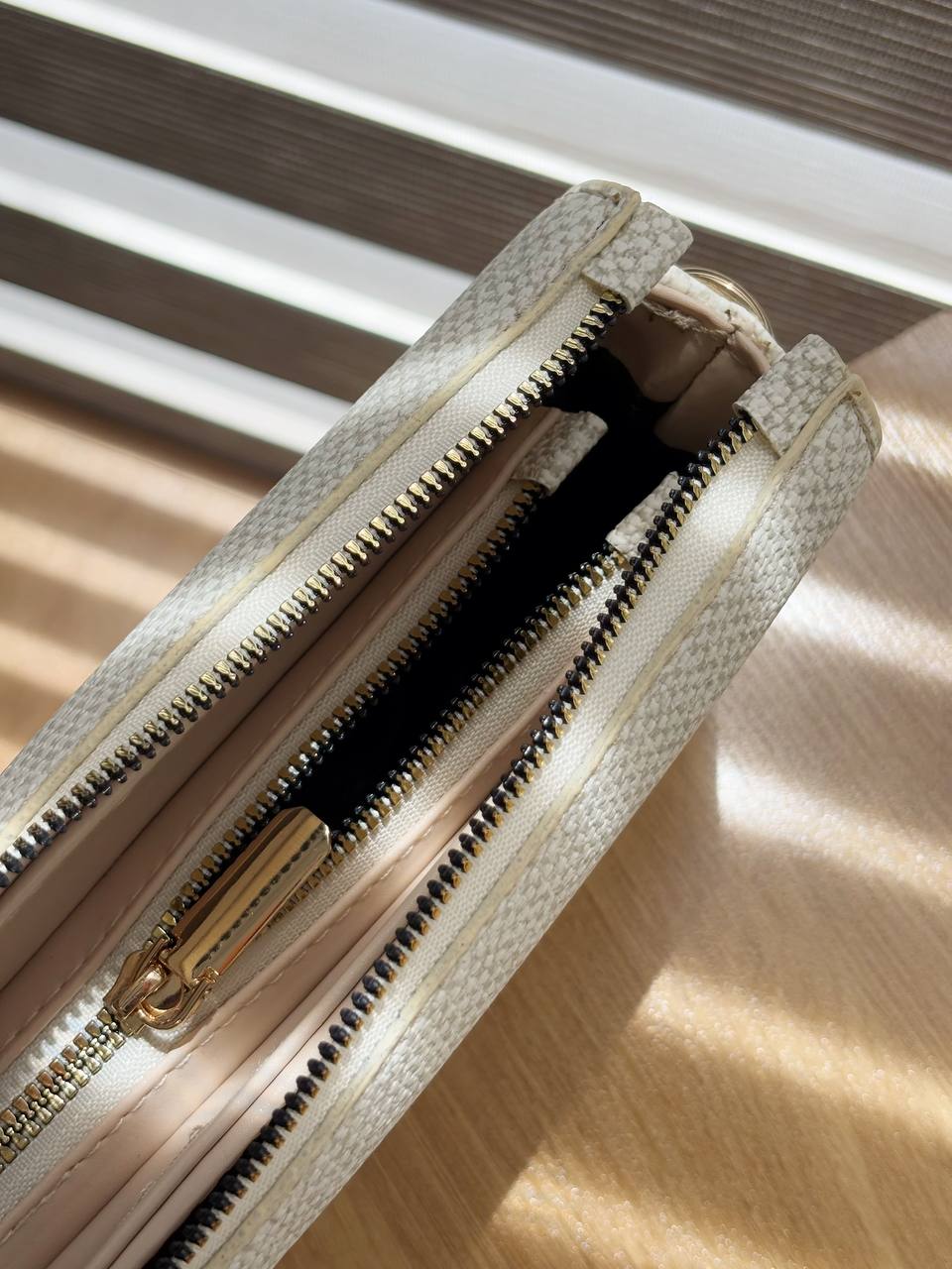 3004-کیف آرمانی کد 905