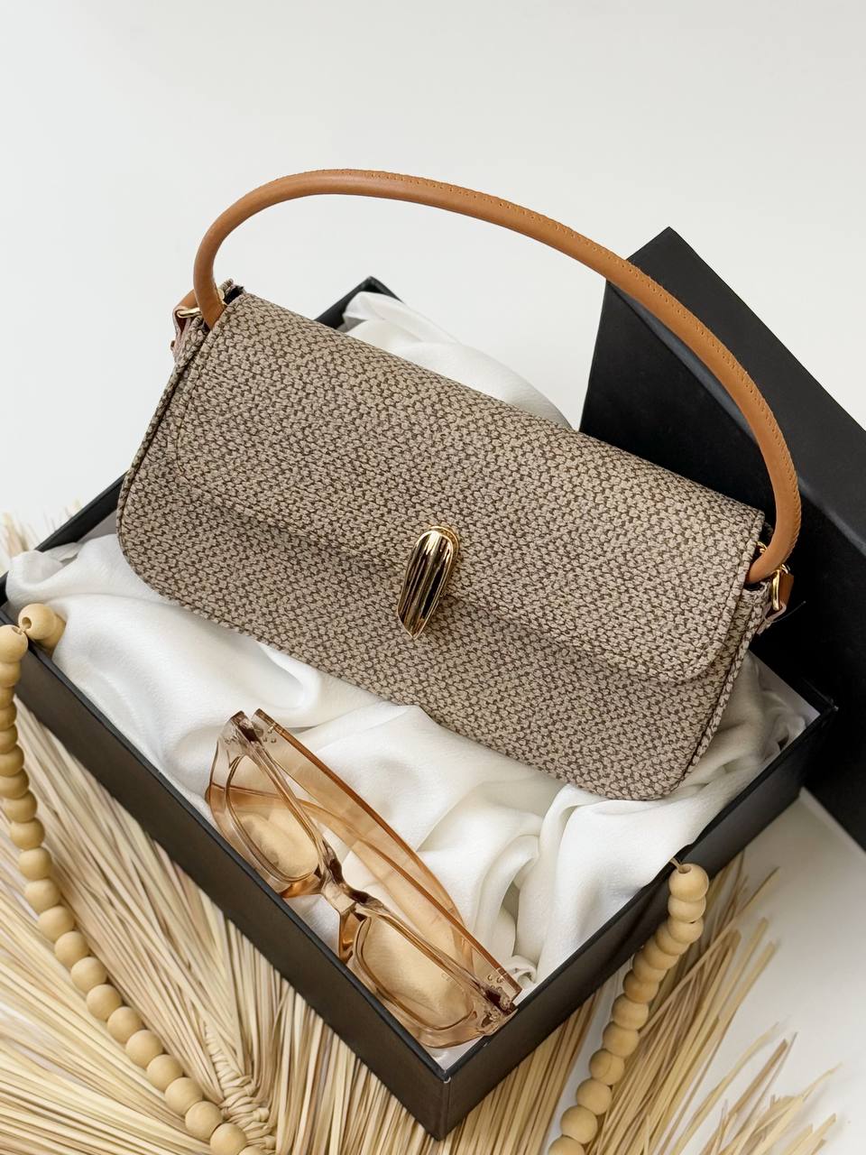 3007-کیف قفل بادومی کد 908