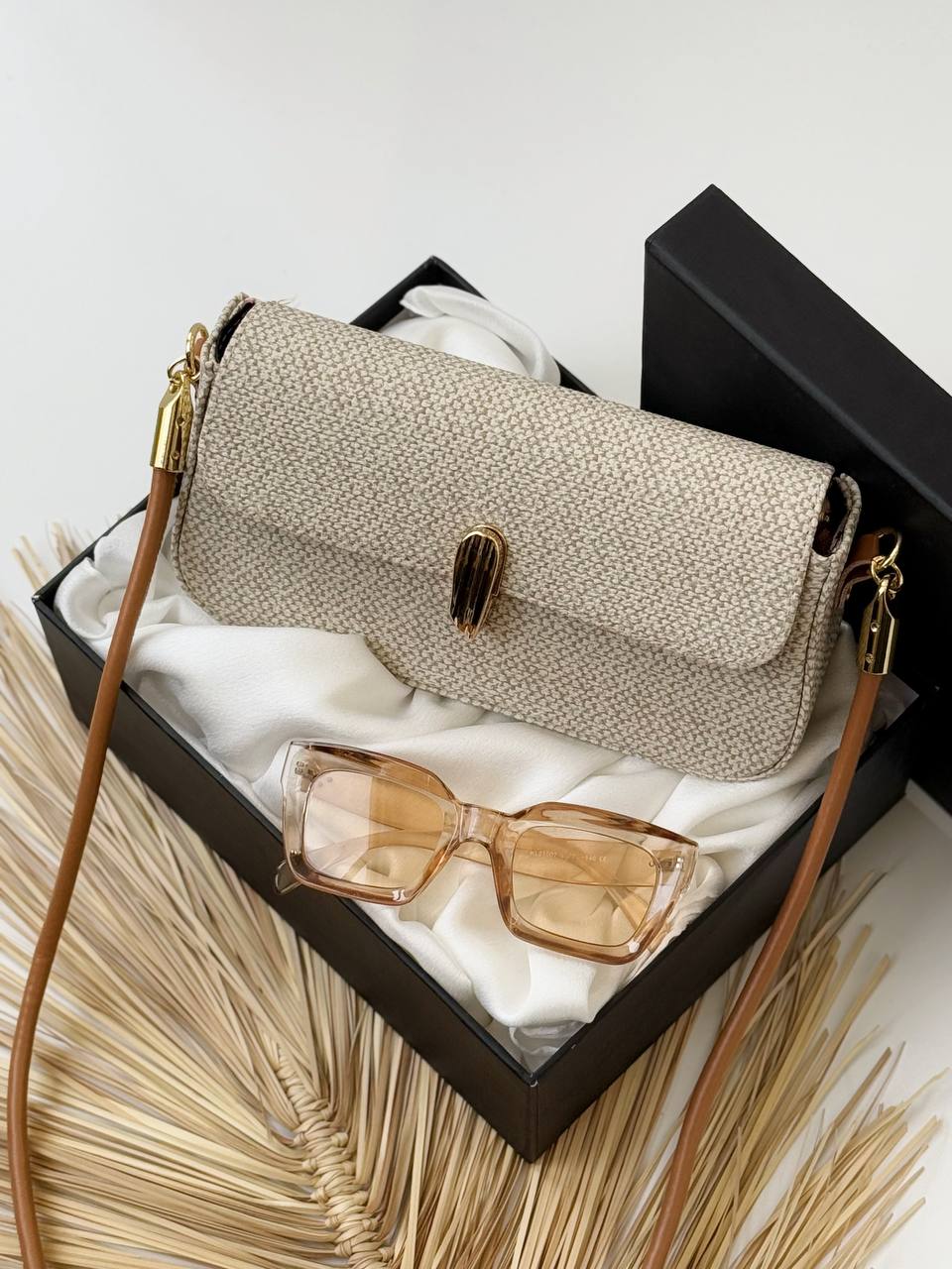 3007-کیف قفل بادومی کد 908