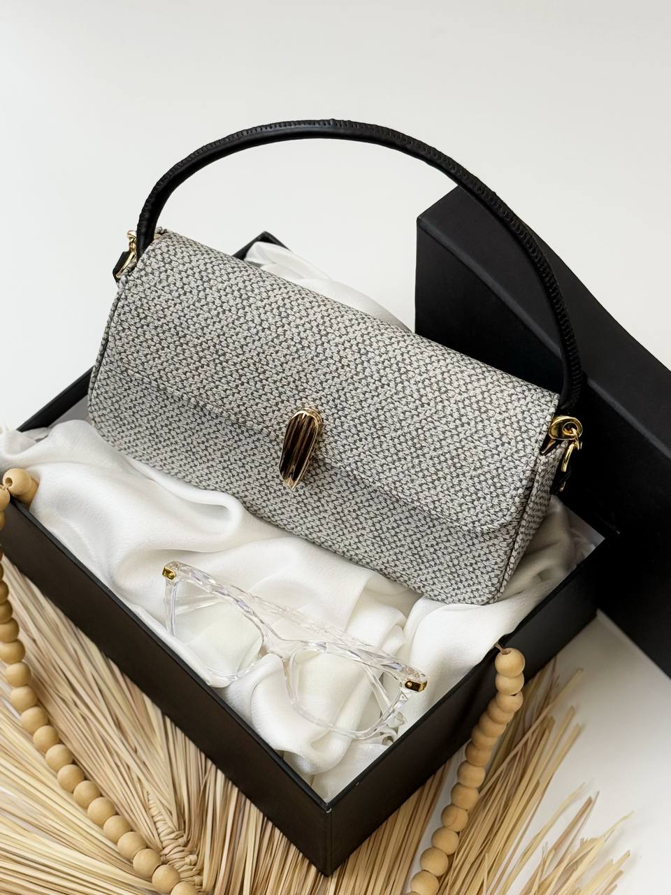 3007-کیف قفل بادومی کد 908