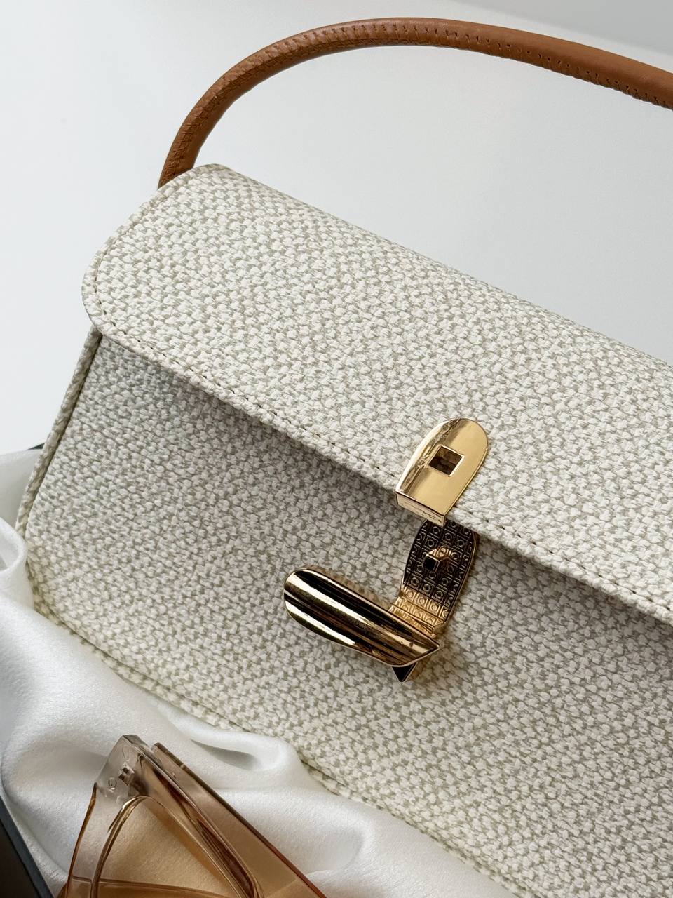 3007-کیف قفل بادومی کد 908