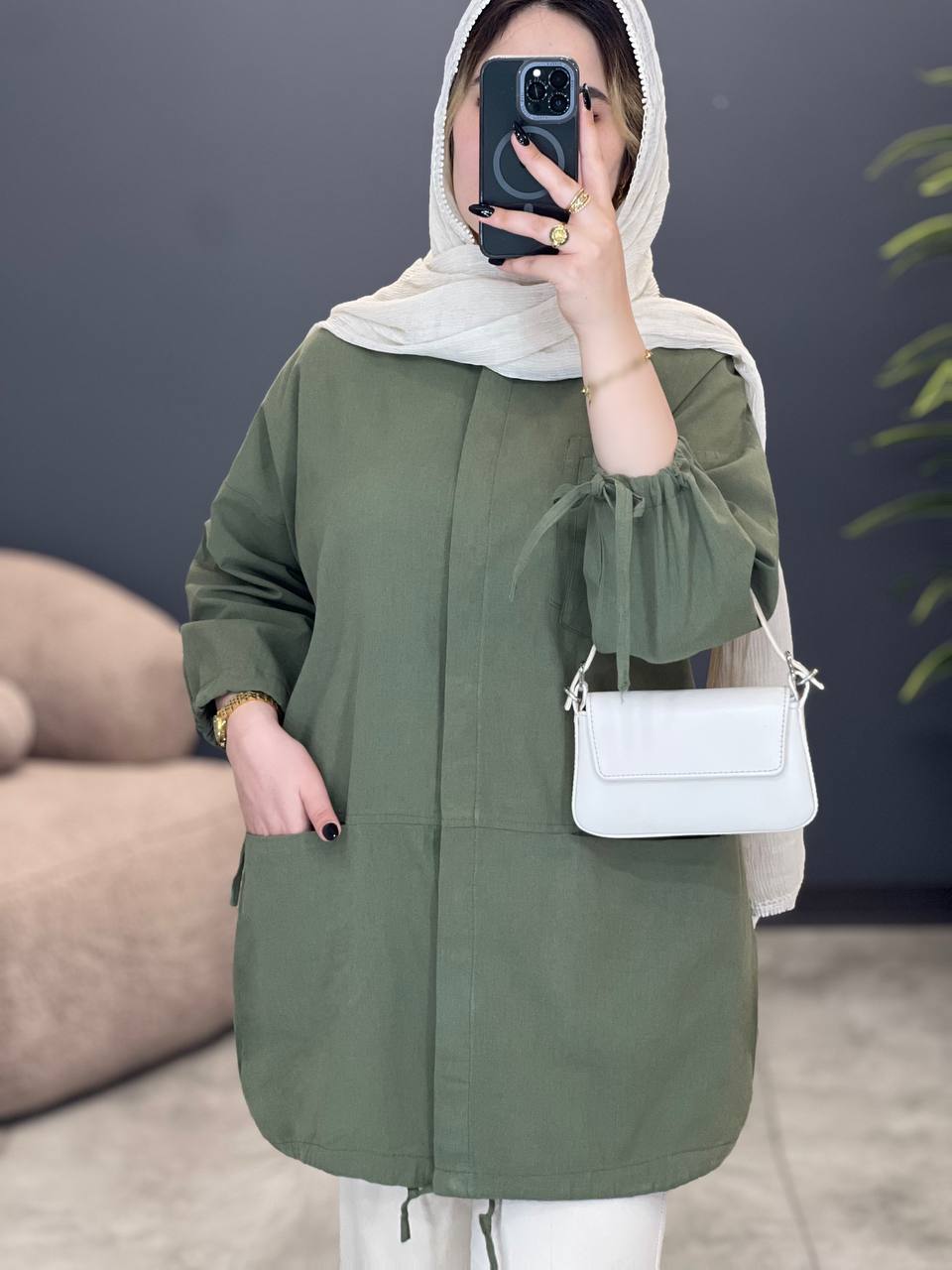 1691- مانتو میس