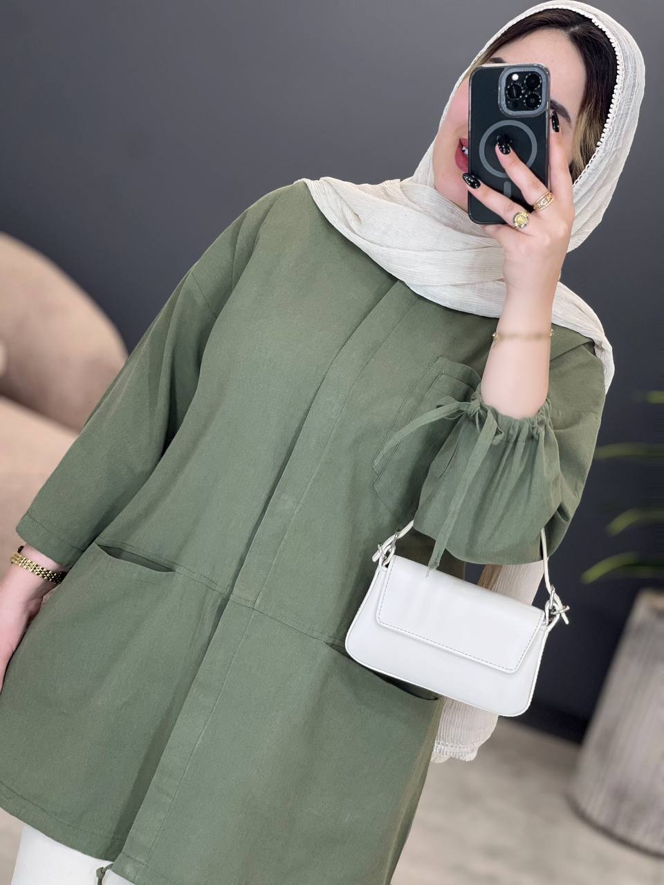 1691- مانتو میس