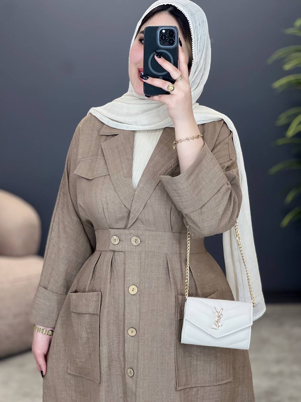 1783- مانتو مزونی یقه انگلیسی