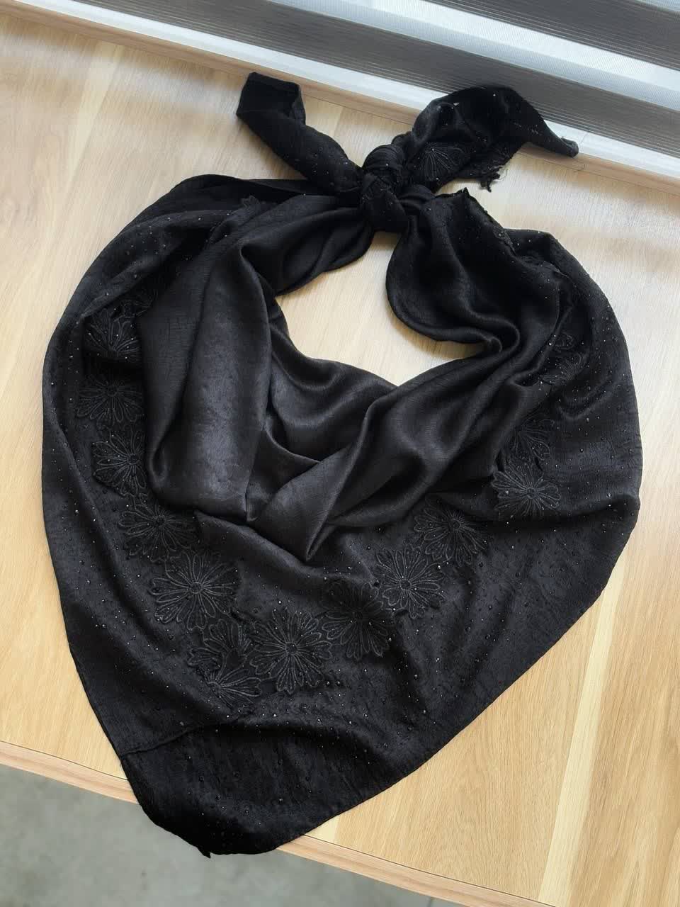 3106-روسری فلورانس گلدوزی(ویژه محرم)