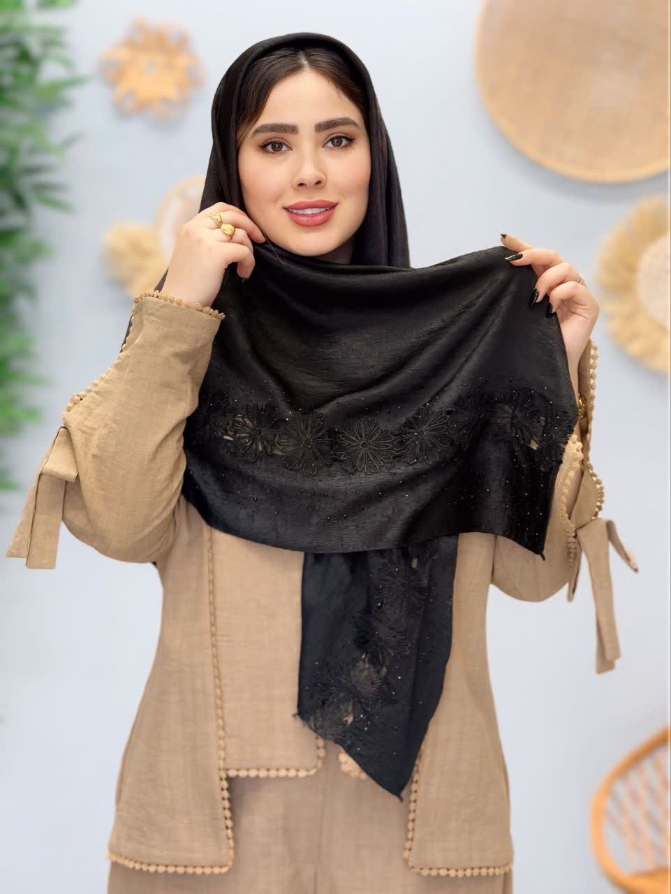 3106-روسری فلورانس گلدوزی(ویژه محرم)