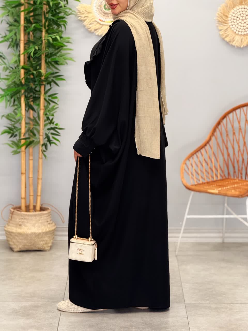 3145-عبایی مزونی نورا(ویژه محرم)