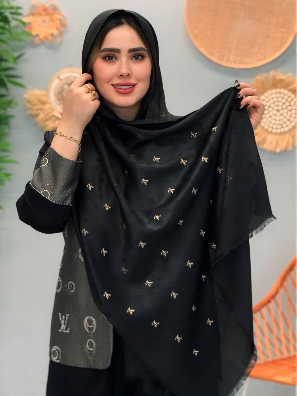 3204-شال ژاکارد مارک مشکی