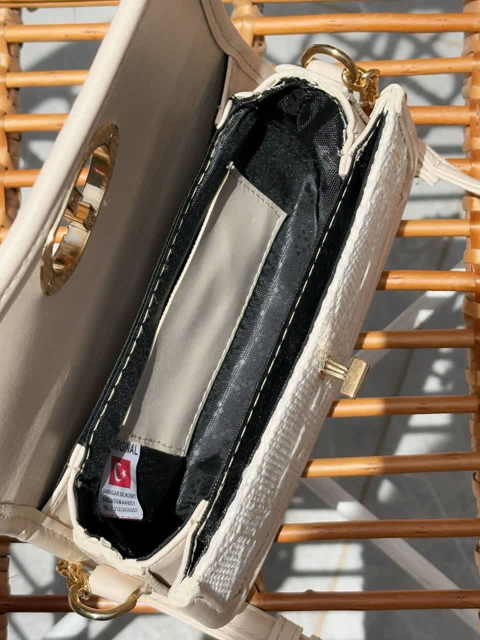 3205-کیف پاسپورتی کد 3150