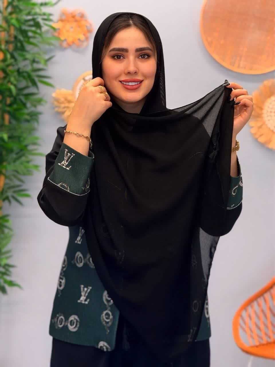 3213-شال مشکی گلکسی