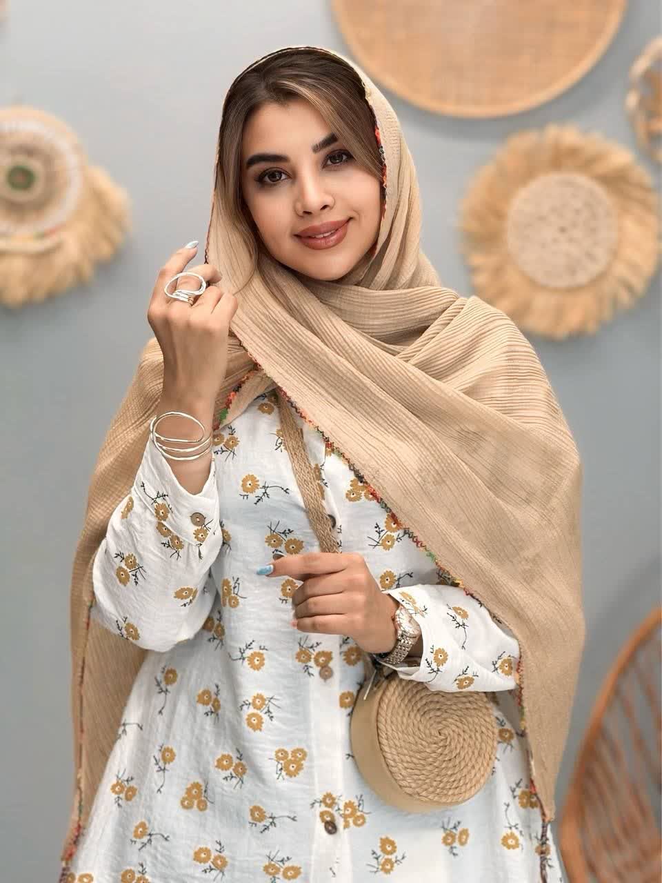 3296-شال منگوله سرخ پوستی