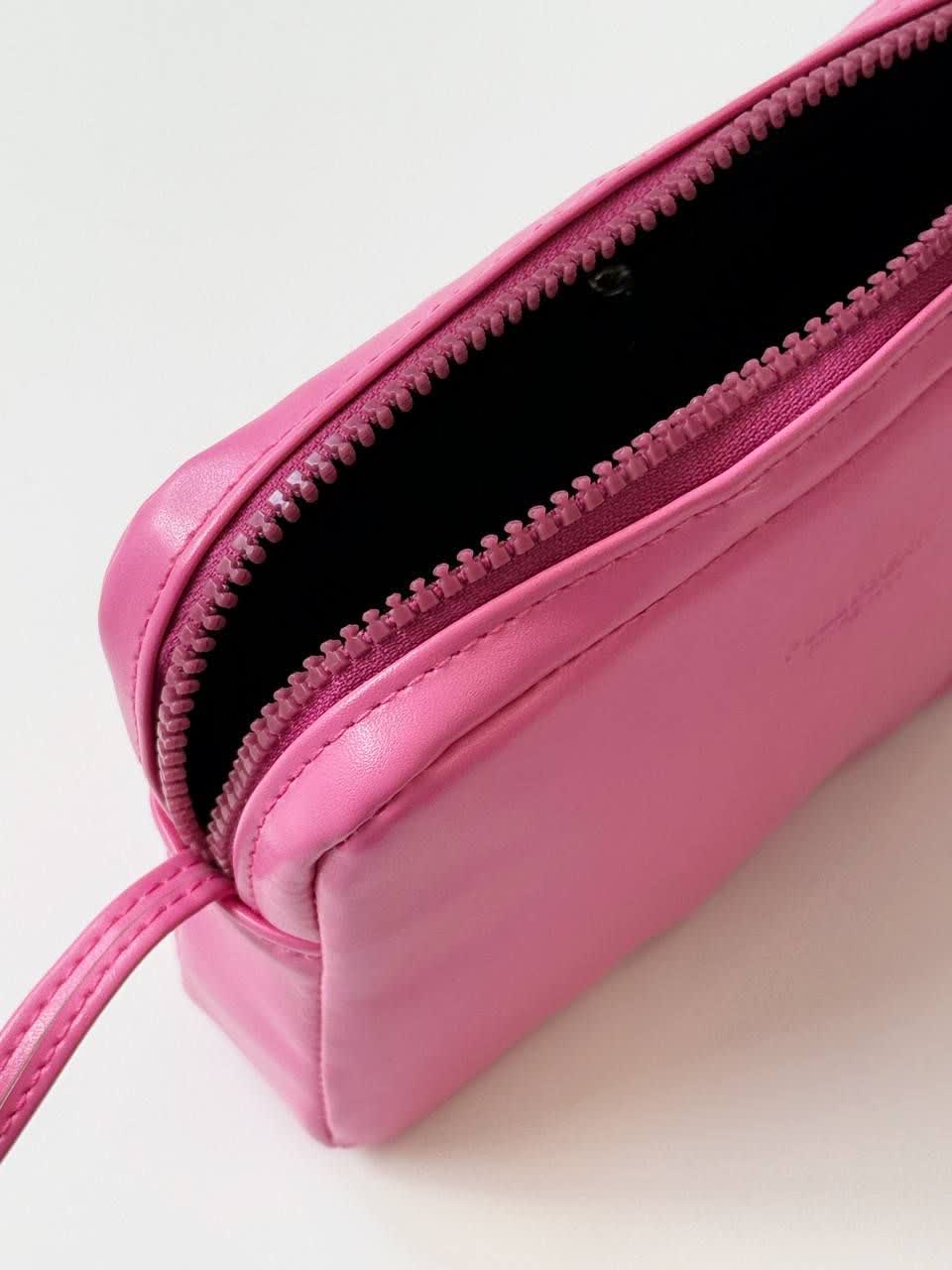 3322-پاسپورتی poll bear