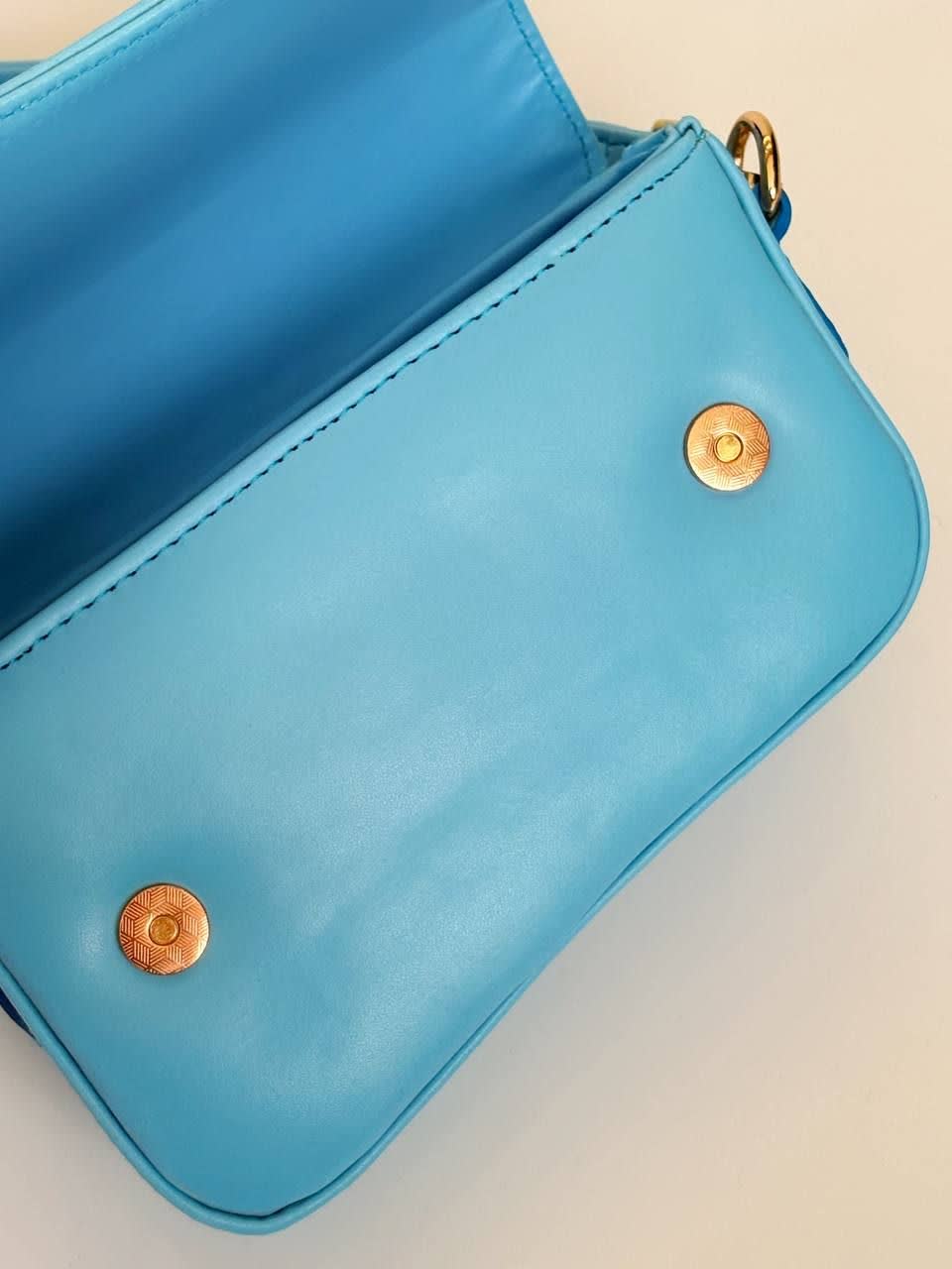 3327-کیف پاسپورتی موجی 2008