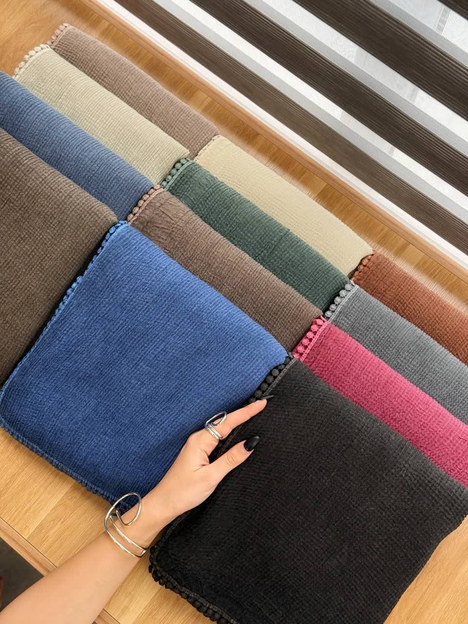 3292-شال دور عدسی