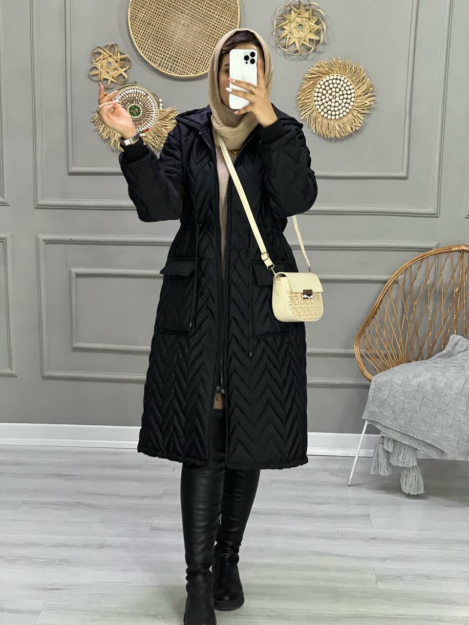 0803_کاپشن مشکی