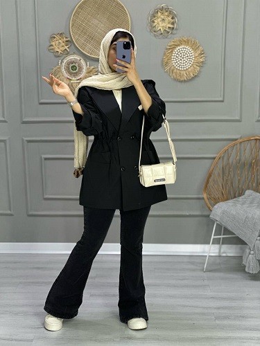 0828_ بارونی عروسکی مانلی