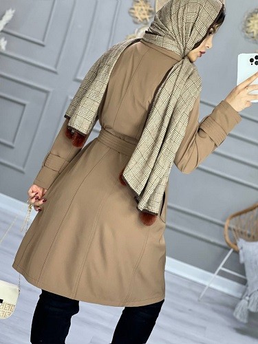 0851_ بارونی پرادا پلاس