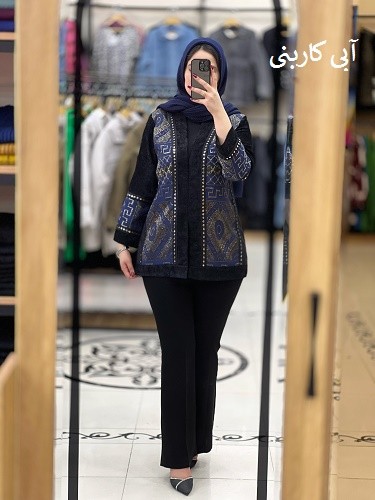 1073- مانتو مزونی مخمل