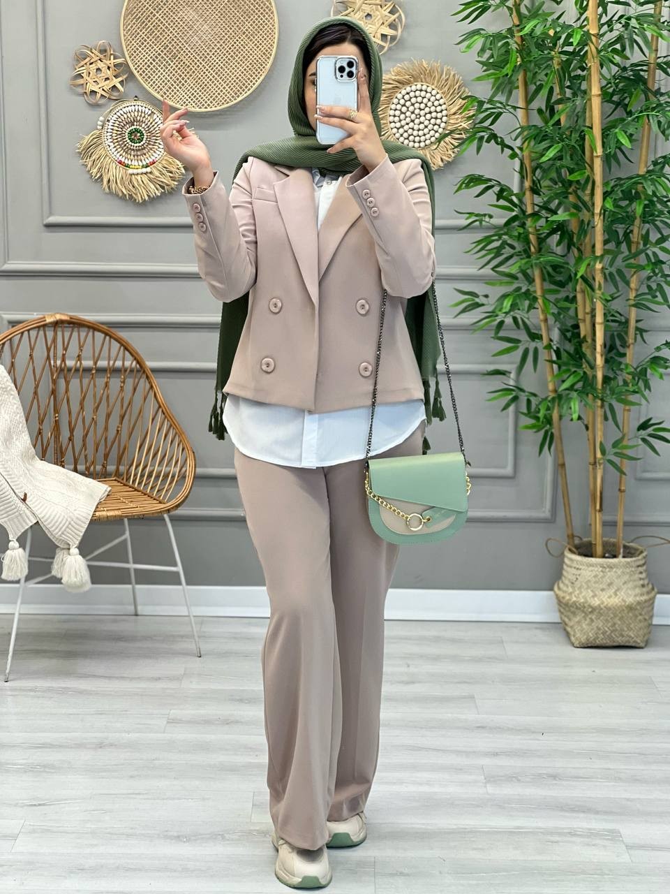 1072- کت و شلوار مزونی لاوین