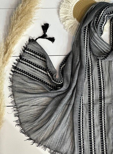 0073_شال لینن هندسی