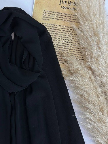0090_شال مشکی احلام