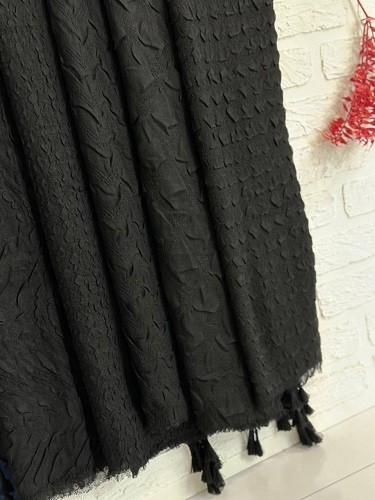 0138_شال مشکی کارن