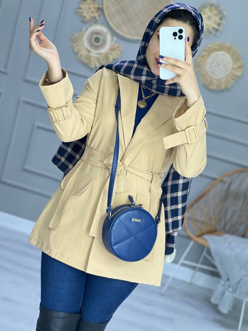 0873- بارونی عروسکی دلارا