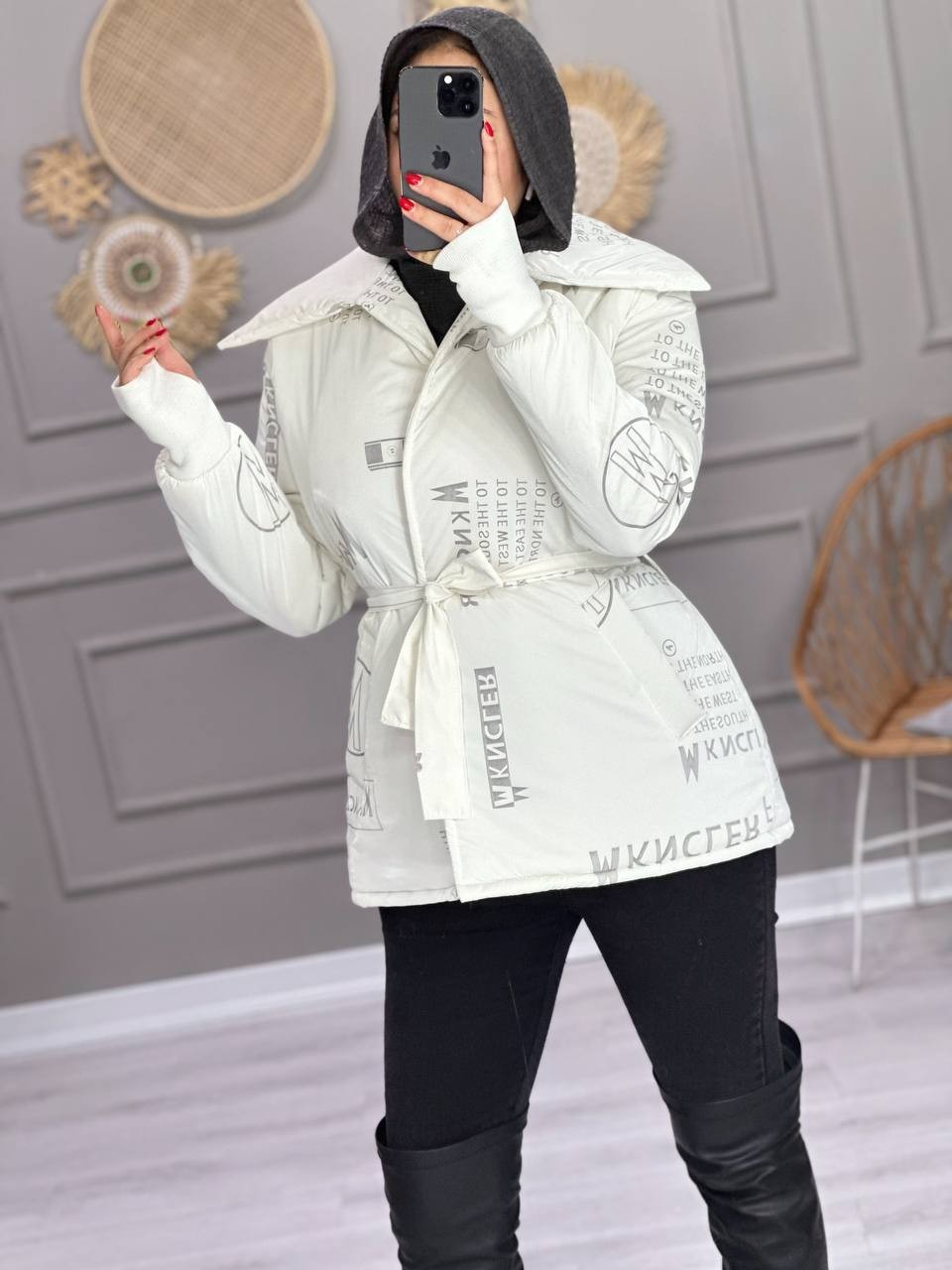 1025-کاپشن سیلیکونی آماندا