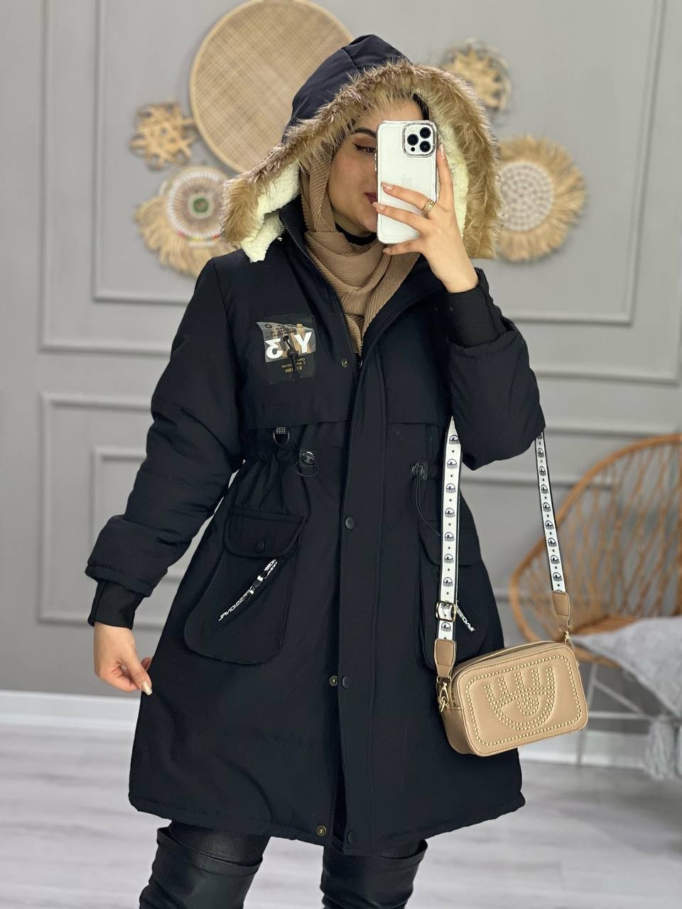 1042- کاپشن کلاه خزدار لایف