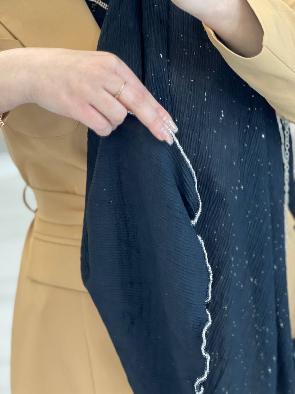 0215-شال مشکی پرنسا