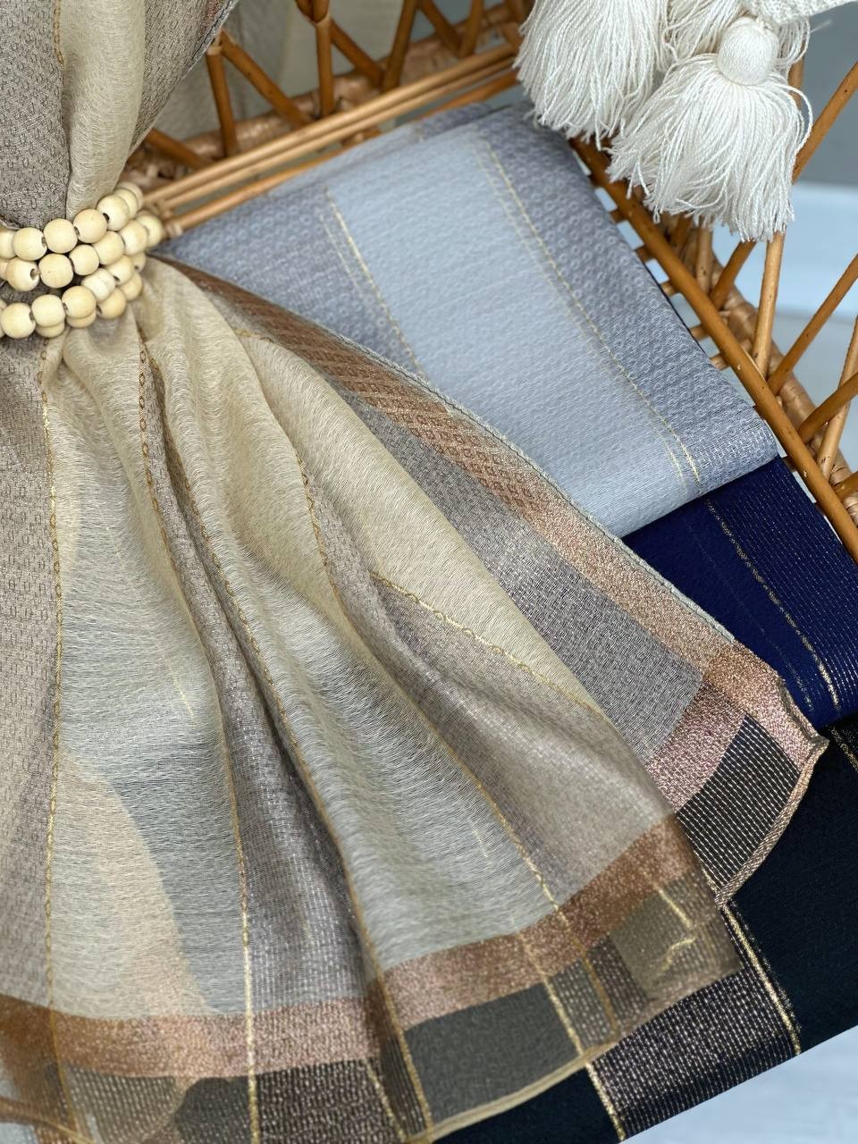 0220- شال مرلین