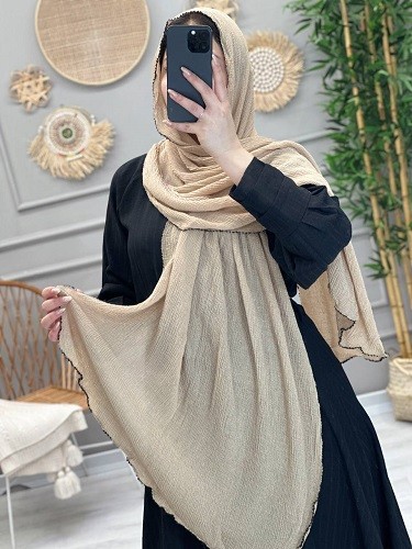 0220- شال کرم طرح بندی