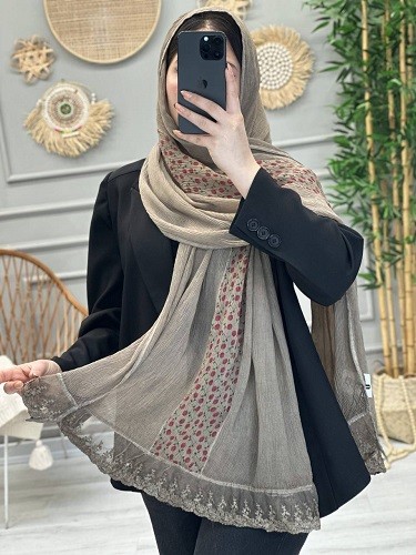 0231- شال حریر برشکا گلدار